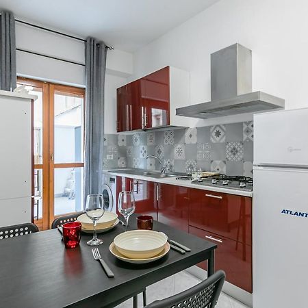 Villa Malfitano And Lolli Station Apt With Terrace Palermo Exteriör bild